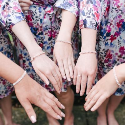 A guide to gifting jewellery to your bridal party