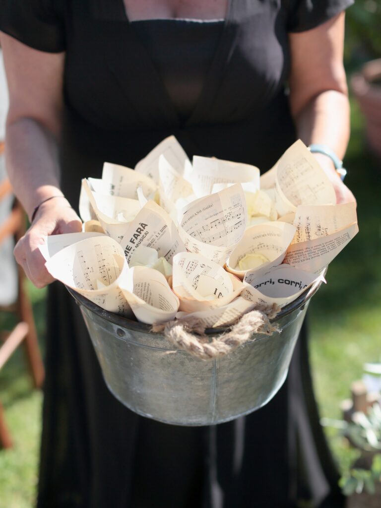 Sheet music confetti cones