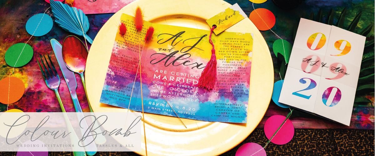 Wow your guests with these gorgeous gatefold wedding invitations in spectacular colours.
