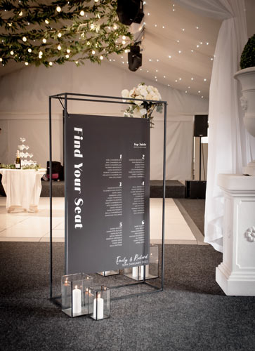 modern black wedding table plan